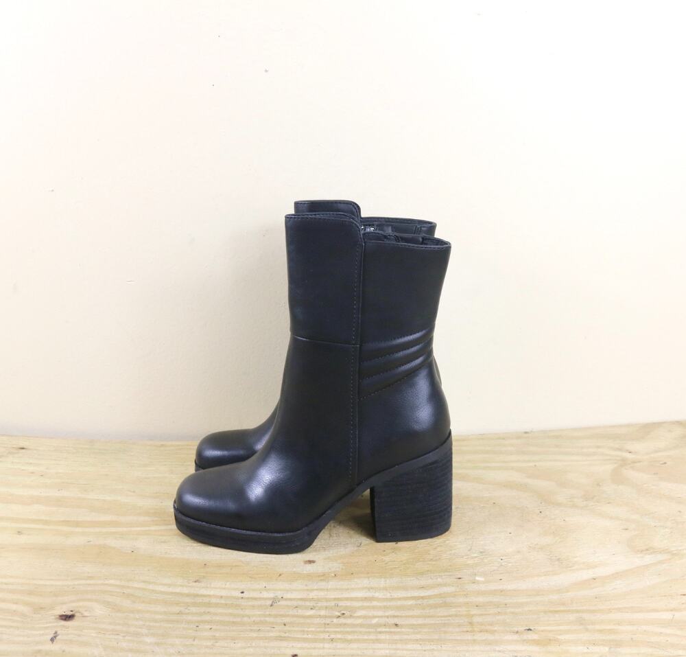 New Korks Boots Womens Black 6M Moergan Ankle Chunky Block Heel